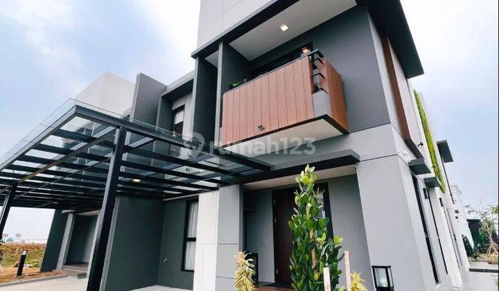 Rumah Lebar 8 Regia Summarecon Crown Gading 1