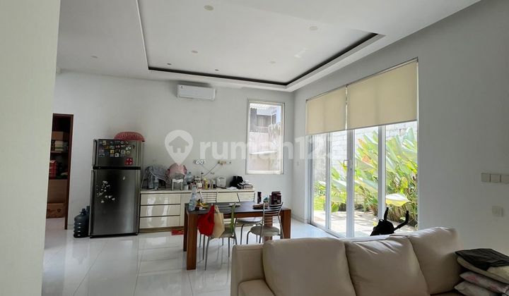 Rumah 2lt Mewah Dkt Jln Raya Gajahmungkur Dekat Akpol 2