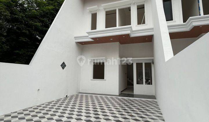 Rumah Baru 2lt Harga Bawah 1 M Dekat Kota