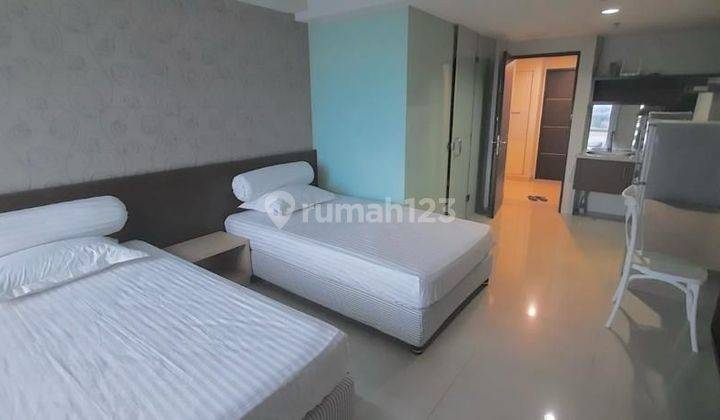 Apartemen THE SQUARE , FURNISH MURAH Dekat PETRA  2