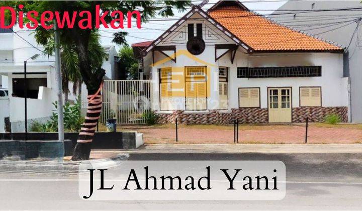 Rumah HALAMAN LUAS  Lokasi Jalan Utama AHMAD YANI 1