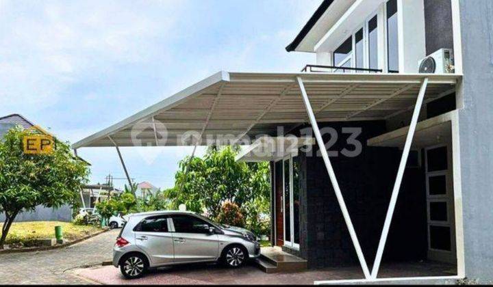 Rumah 2Lt Di GRAHA ESTETIKA ,Bagus ,Siap Pakai 1