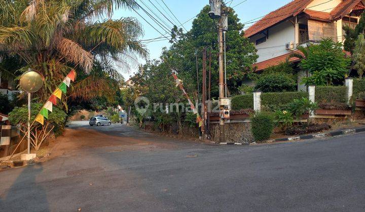 Rumah Hook 2Lt Di VILLA ASTER,Lokasi Jalan Besar 2