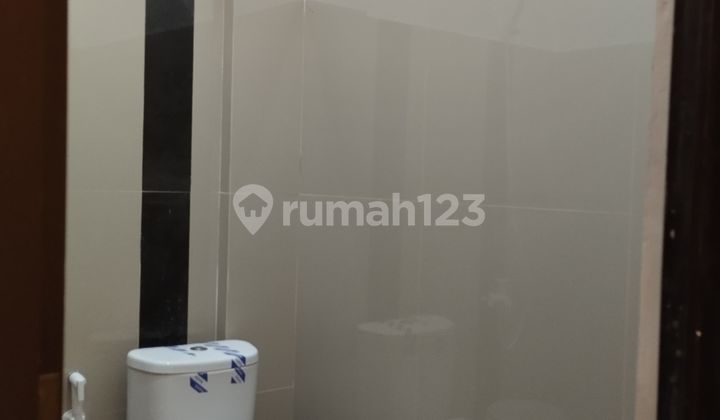 2-Story Active Boarding House in Tanah Mas Near the City