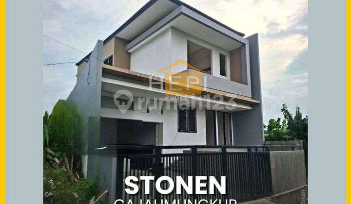 Nice 2-Story House in Gajah Mungkur Near Akpol 1