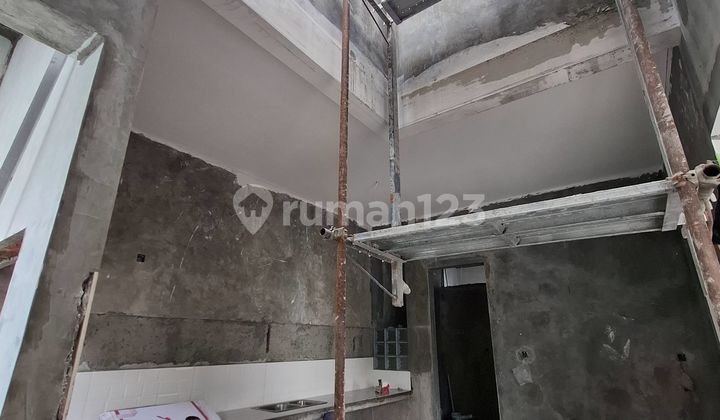 Rumah Mewah View Tahap Finishing Di Pandanaran Hills 2