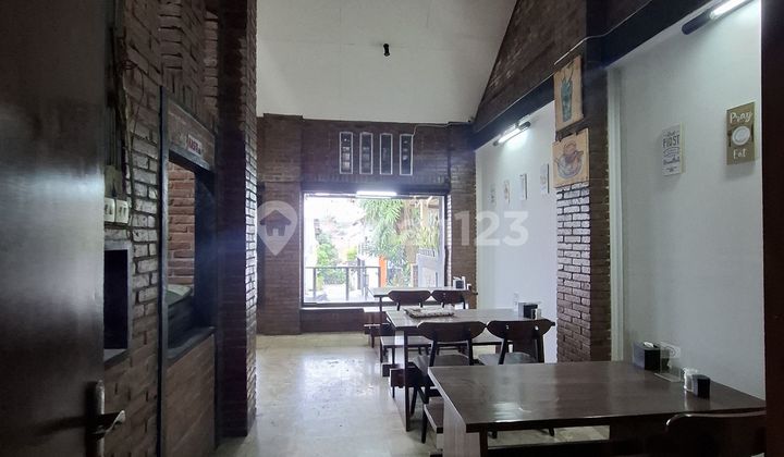 Rumah Ex Cafe di Meranti Raya Banyumanik 2