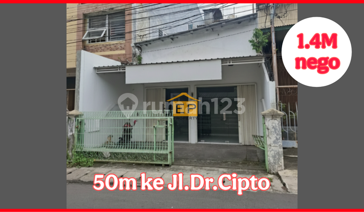 House on Wide Front Road, 50m to Dr. Cipto Street to Main Street 1