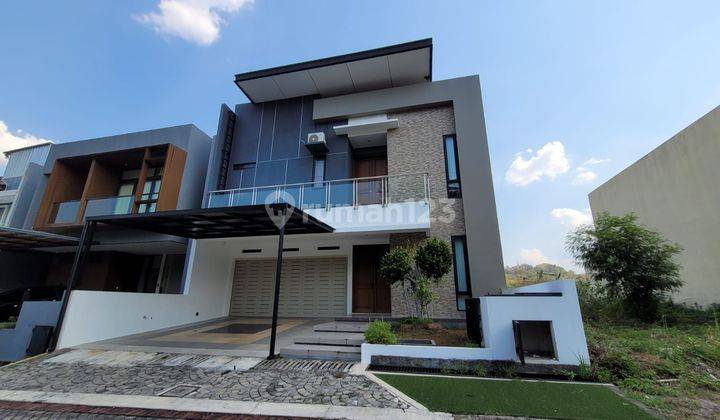 Rumah Mewah Di Candi Golf, Ada View Dan Swimming Pool 1