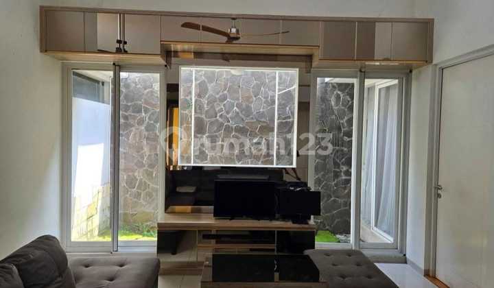 1-Story Furnished House in Graha Padma Spacious Garden 2