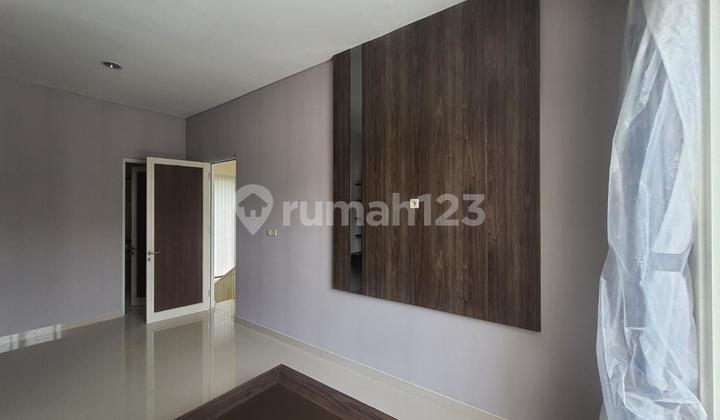 Rumah Bagus 2Lt di Candi Golf Dekat Kota Ko 2