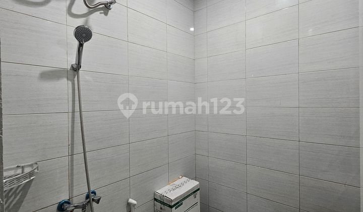 Active Employee Boarding House and Full Occupancy. Near the City. 2