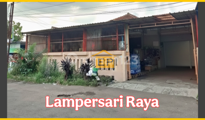 Rumah Hitung Tanah di Lampersari Raya Siap untuk Usaha 1
