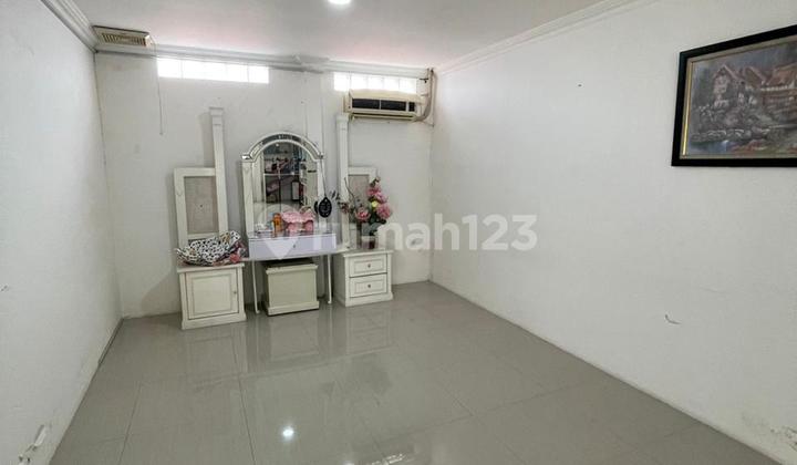 Ruko + Rumah Bagus Di Jalan Supriyadi Hook 2