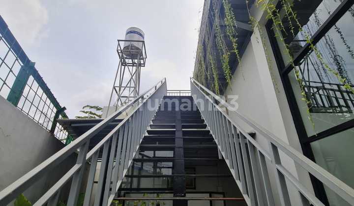 Warehouse with Office for Sale, In Semanan Grand Warehouse Complex, Area 1250 M², Freehold Certificate Warehouse with Office for Sale, In Semanan Grand Warehouse Complex, Area 1250 M², Freehold Certificate