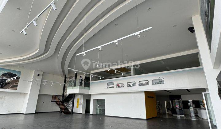 Gedung Di Bsd City Ex Showroom 3 Lantai Luas 2475 Meter Shm 1