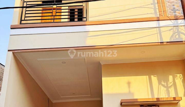 Dewi Lin Rumah Baru Poris Indah Luas 66 Dgn 3 Kt  Semi Furnished 1