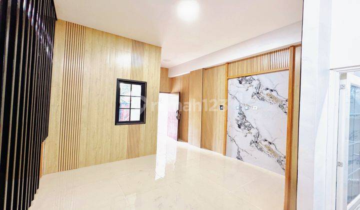 Dewi Lin Rumah Poris Indah Semi Furnished Super Cantik Dgn 3 Kt Hadap Timur Laut 1