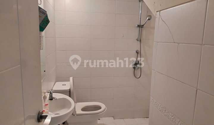 Paling Murah, Jual Cepat, Jual Bu , Rumah di Cluster Amerika Green Lake City , 8X18 2