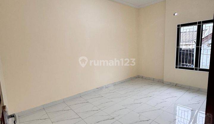 Rumah Baru Renov Poris Indah Luas 52 Dgn 3 Kt Semi Furnished Siap Huni