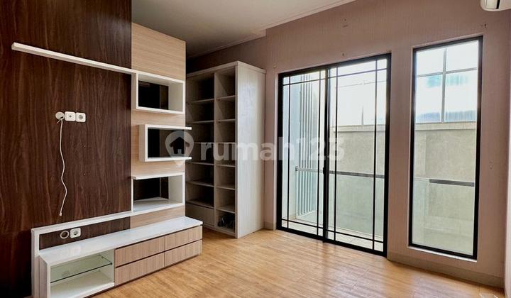 Rumah Di Green Lake City, 6x18, 5 Kt, Semi Furnished, Full Bangunan, Shm 2