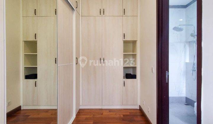 Turun Harga !!! Rumah Amata Mozia Bsd Luas 160 Ada 4 Kt Semi Furnished 2