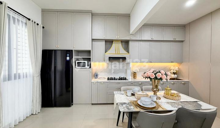 Rumah Baru Di Puspita Loka Bsd, Luas 180 M2, 4 Kt, Full Furnished, Shm, Row Jalan Besar