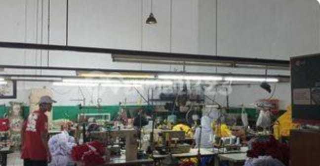 For Quick Sale Warehouse in Prima Daan Mogot Warehousing, Includes 2 Offices, 40ft Container Access