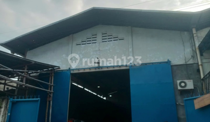 Warehouse in Kamal Indah Warehouse Complex, Kapuk Kamal Raya Street, Kalideres, Area 648