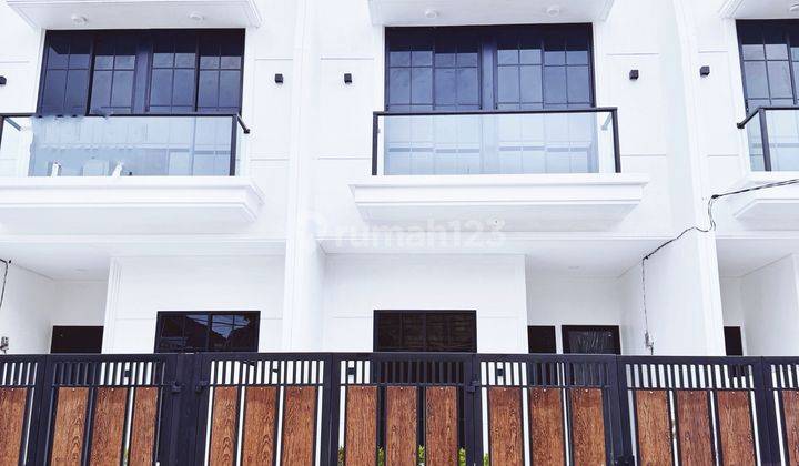 American Classic Design Rumah Meruya Luas 100 Dgn 4 Kt Surat Shm 1