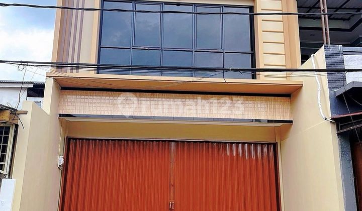 For Sale Brand New Shop House in Poris Indah Area 72 M², Freehold Title