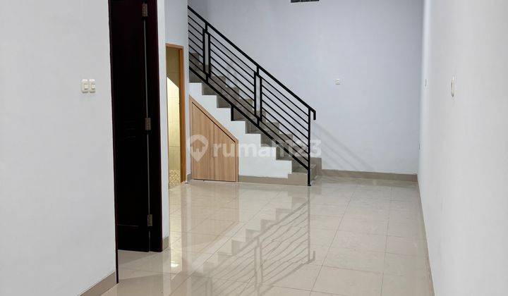 Dewi Lin Luas 78 Meter Row Jalan 3 Mobil Rumah Cantik Poris Indah Semi Furnished Dgn 3 Kt 2