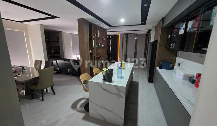 Rumah Mewah Daan Mogot Baru Kalideres Luas 308m 2