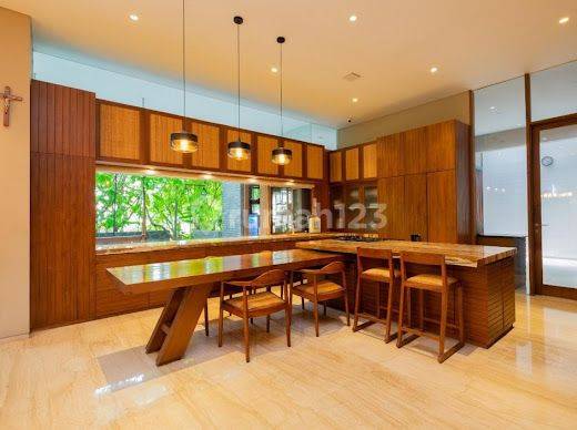 Disewakan Rumah Alam Sutera Olivia Luas Tanah 600m Ada Pool Full Furnished 1