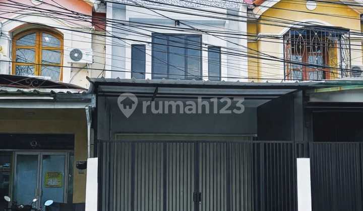 Newly Renovated Shop House for Sale in Poris Indah, 4X20, 2 Floors, Freehold Title