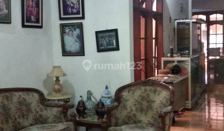 Rumah 2 Lantai di Jl Erlangga Tengah Dekat Area Perkantoran 2