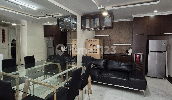 French Walk Apartment Moi Kelapa Gading 115m2 Well-furnished 2+1 room unobstructed view 2