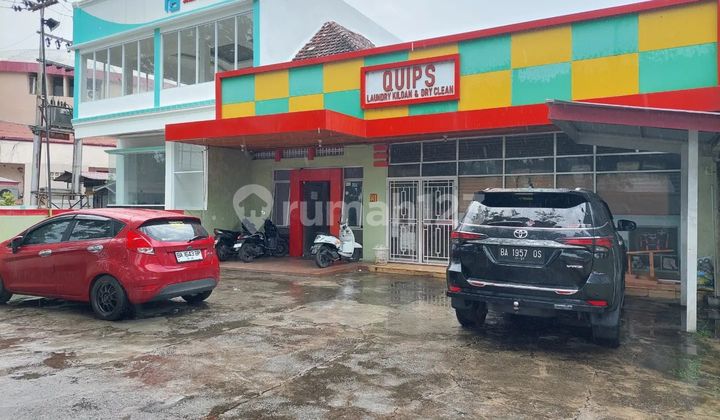 Business Space by the Roadside Strategic Location on Jalan Sawahan, Padang Timur