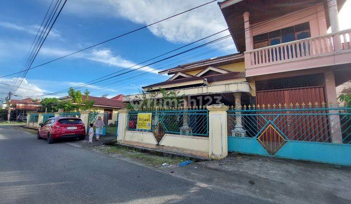 Rumah 2 Lantai Dekat Pasar Siteba Komplek Kodam 2