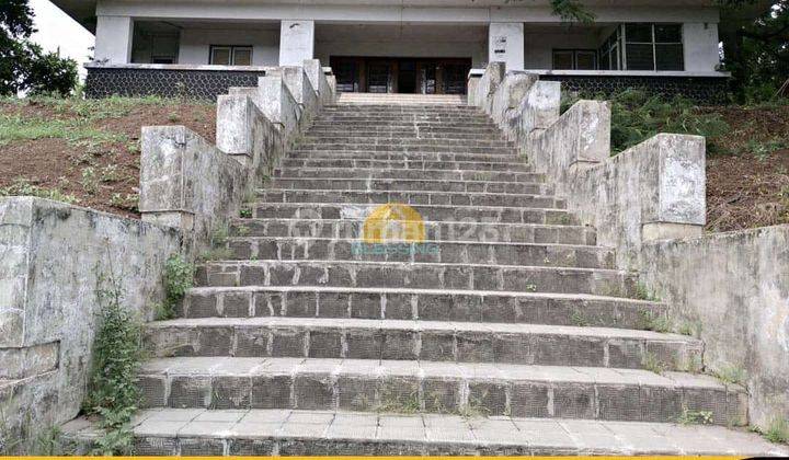 Disewakan Rumah View Bagus Strategis di Wahidin Semarang 1