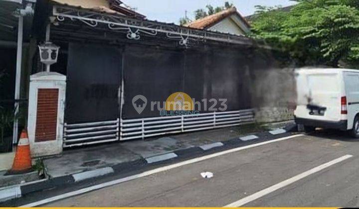 Dijual Rumah Hitung Tanah Lokasi Strategis di Jalan Sriwijaya 1