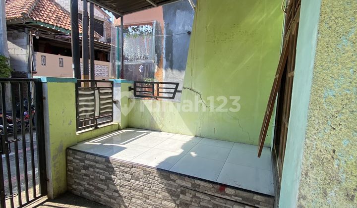 1.5-Story House, Close to Main Road, Affordable Price 2