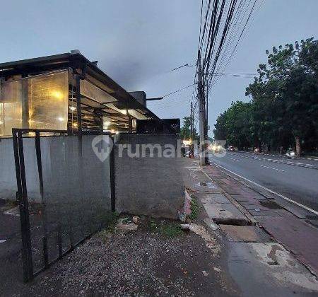 Ruko 3 lantai plus Basement diarea padat Niaga Jalan Pasar Minggu Raya Jakarta Selatan 2