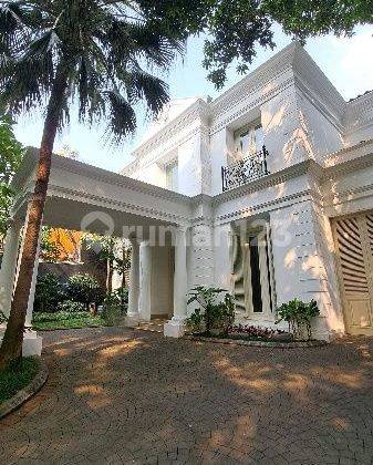 Rumah Impian 2 Lantai - Colonial Classic Full Furnished Di Menteng Jakarta Pusat 1