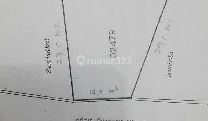 3 ruko ( bisa ambil 2 Ruko ) di pinggir jalan  Kemang Raya dan sebagian bangunan kecil 
 2