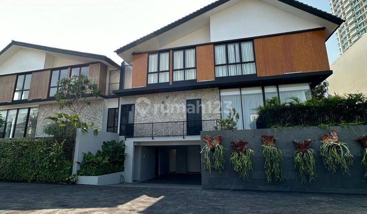 Rumah Brand New Fully Furnished dalam Townhouse di Kemang Jakarta Selatan 1