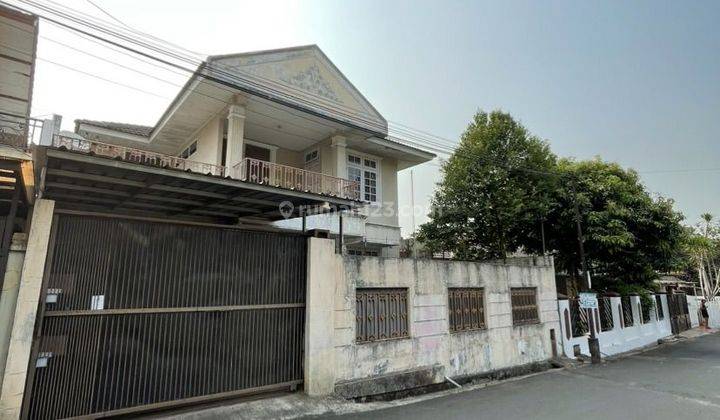 Rumah Murah Dalam Komplek Lebak Bulus Jakarta Selatan

 1