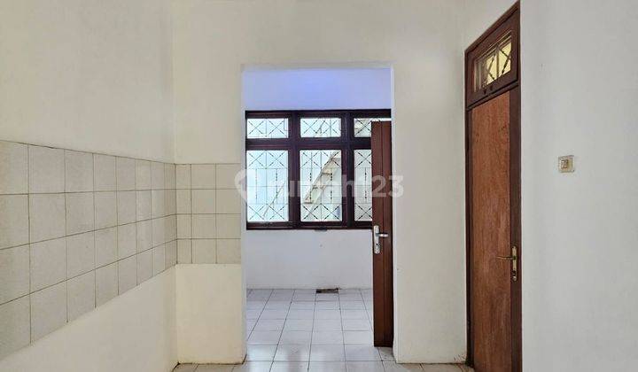 Dijual Rumah Bagus dan Murah di Bintaro Sektor 3

 2