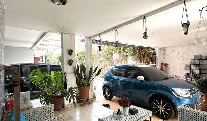 Rumah Minimalist Modern 1 Lantai dalam Townhouse di Lebak Bulus Cilandak

 2