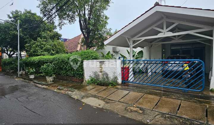 Rumah Classic Jarang Ada Di Area Komersil Di Joglo ******** Luas Di Depan Dan ******** Utk Restaurant Dan Coffee Shop. Rumah Classic Jarang Ada Di Area Komersil Di Joglo ******** Luas Di Depan Dan ******** Utk Restaurant Dan Coffee Shop.